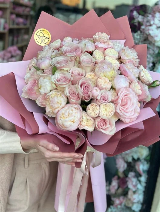 Soft Pink Royal-Premium Şakayık & Gül Bıketi